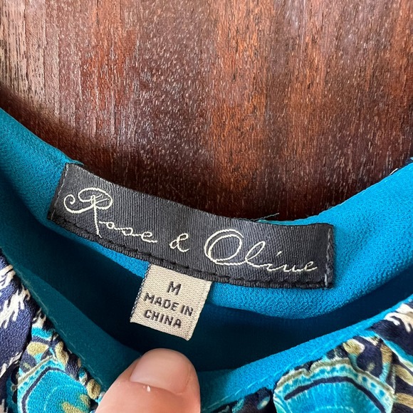 Rose & Olive Medium double layer black & blue top sleeveless light loose fit - Picture 4 of 8